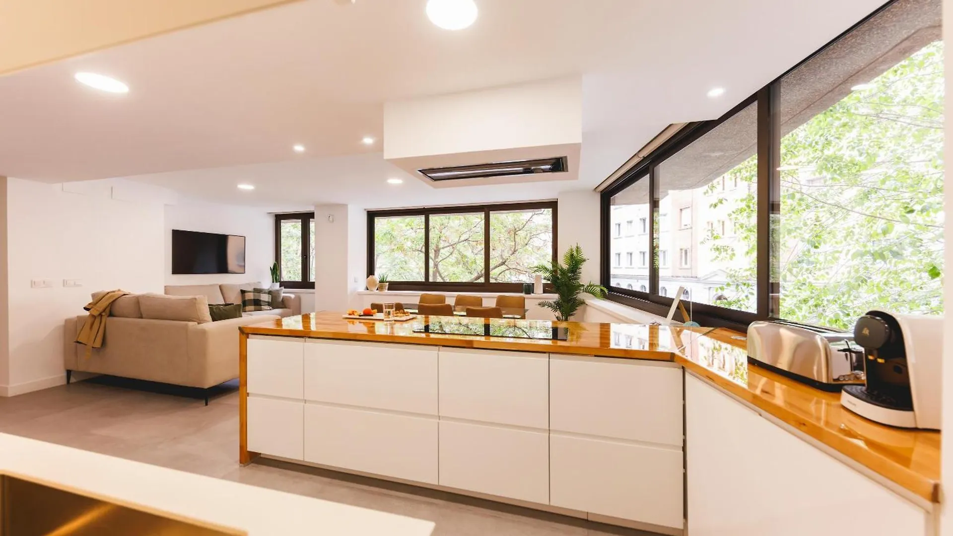 Bravissimo Turbau Entresol A, With 3 Bedrooms Girona Apartment